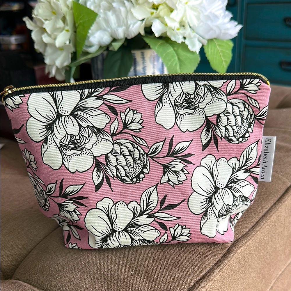 Elizabeth Arden by Sparrow Society Cosmetic Pouch